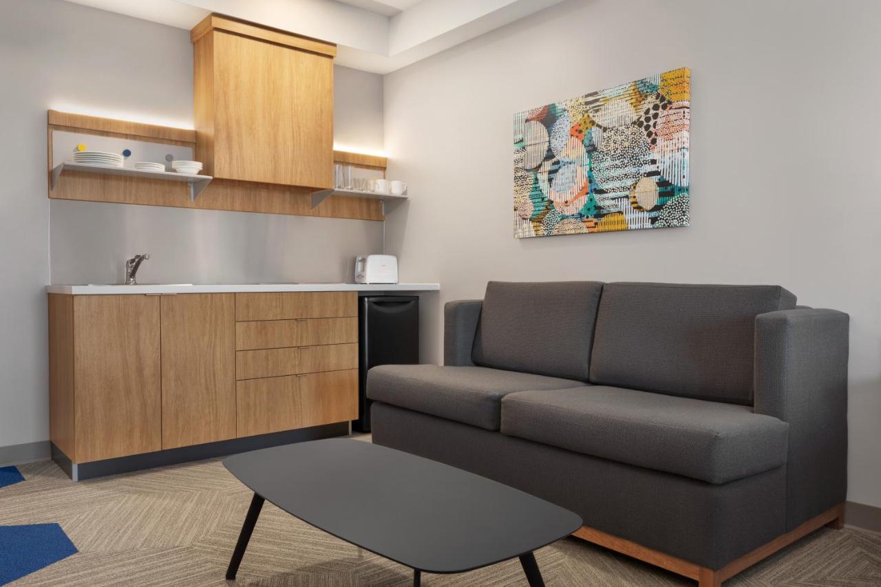 Microtel Inn & Suites By Wyndham Lachute Екстер'єр фото
