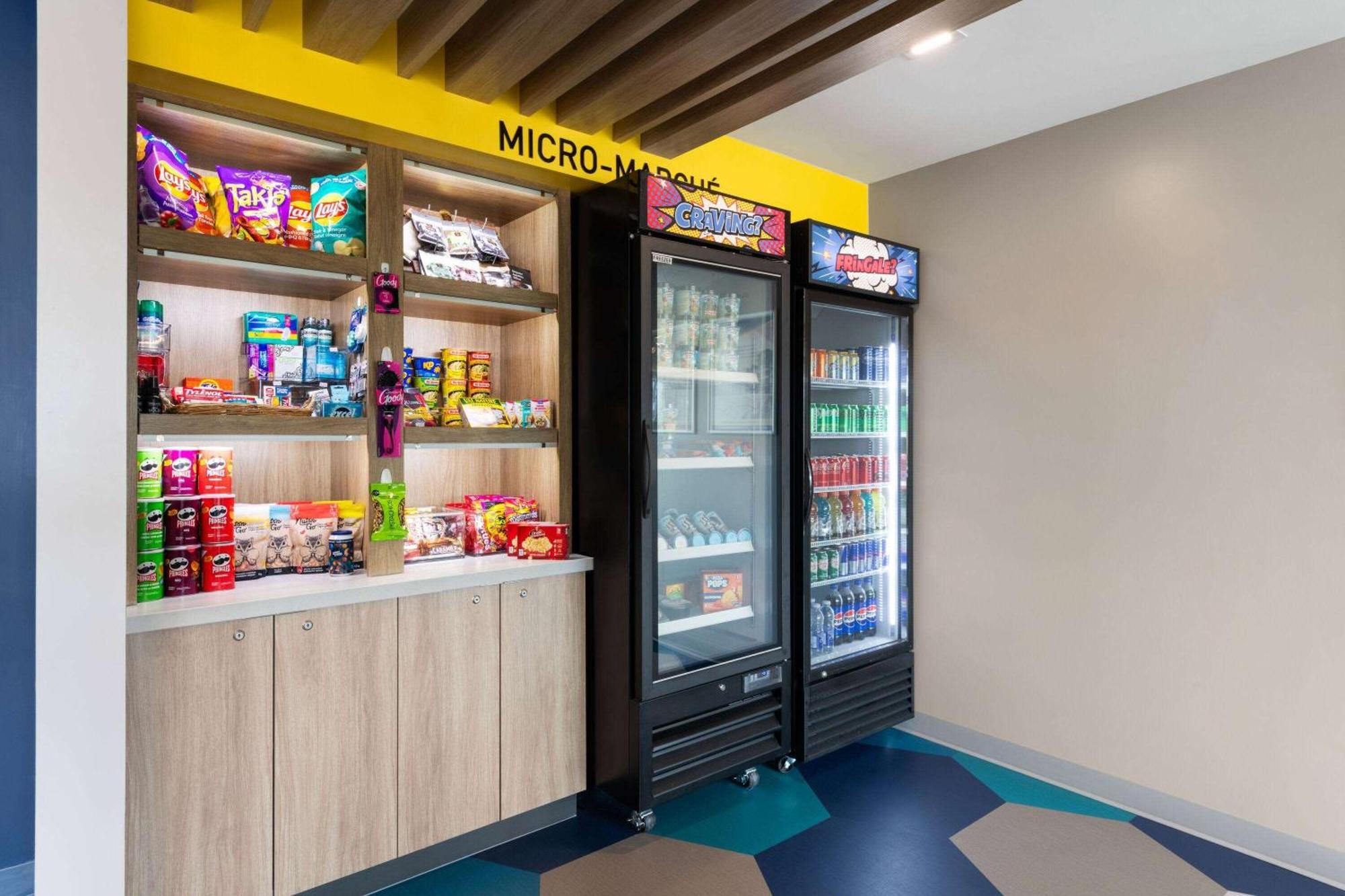 Microtel Inn & Suites By Wyndham Lachute Екстер'єр фото
